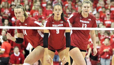 wisconsin volleyball team private photos|Probe launched into leak of ‘private’ photos of U. of Wisconsin。